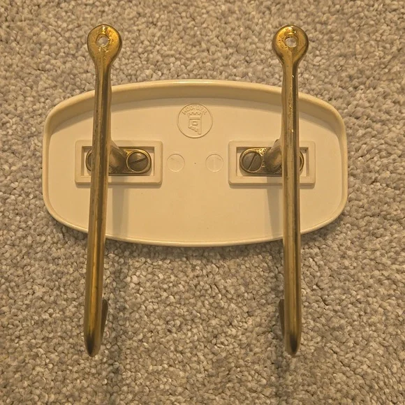 Vintage coat hooks, Brass wall hooks, Bakelite wall hooks, Decorative coat hook - Picture 3 of 4